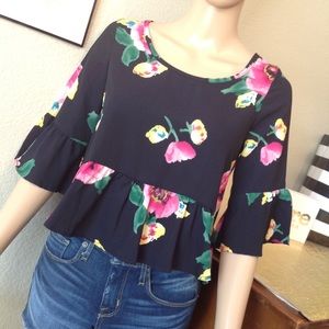 Navy blue floral print crop top G027